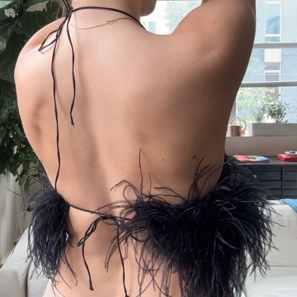 Oseree Sequin Feather Halter Top - Picture 3 of 3